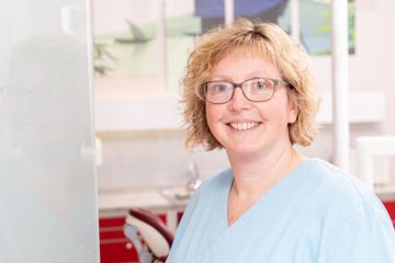 Team Zahnarztpraxis Cornelia Knochenmuß